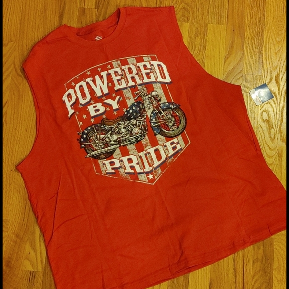 2 Celebrate Patriotic Graphic Muscle shirts - Picture 6 of 9